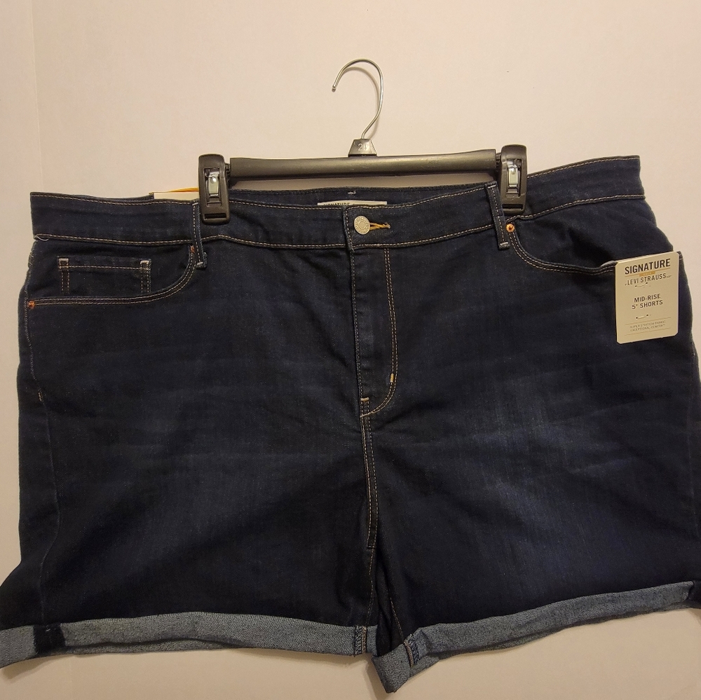 Levi Strauss women sz 24 w 37 blue